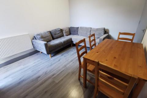 4 bedroom house share to rent, Connaught Road, Liverpool