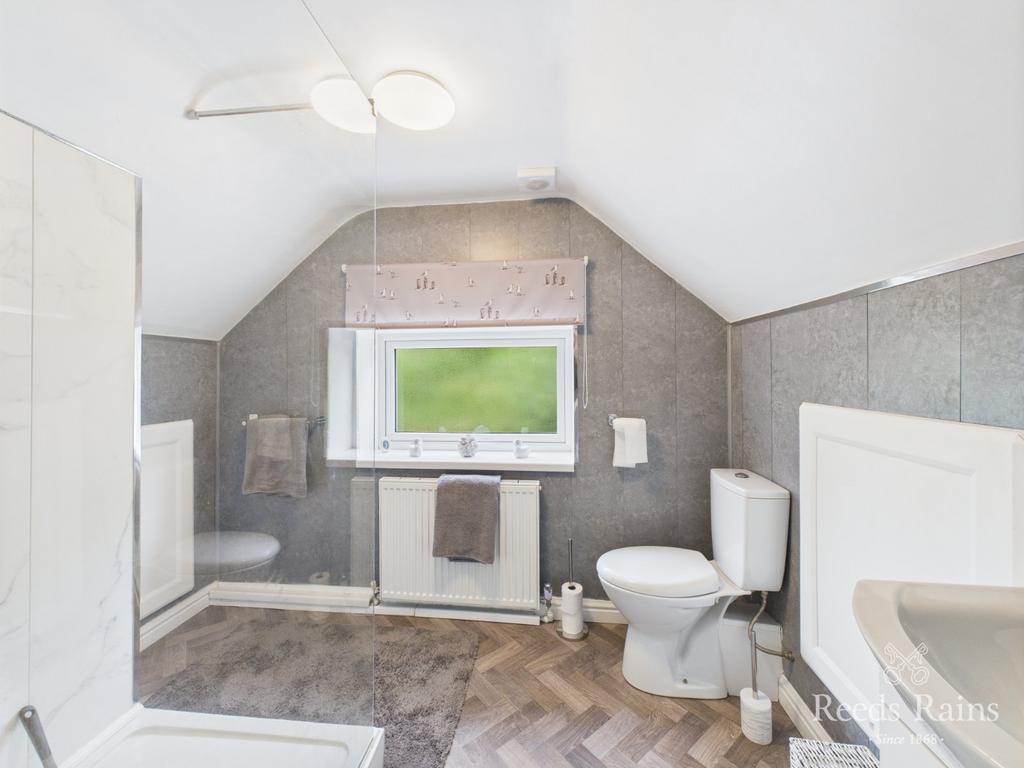 En-Suite Shower
