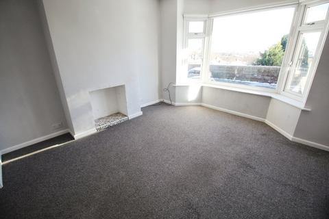 3 bedroom semi-detached house to rent, Greystones Drive, Sheffield S11