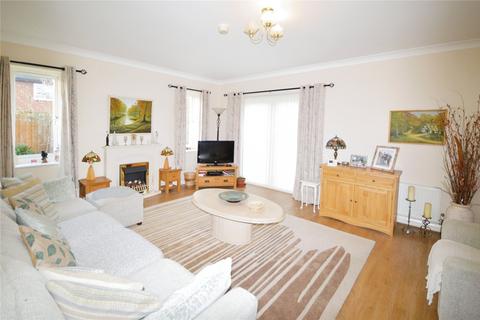 2 bedroom bungalow for sale, The Crest, Swadlincote DE12