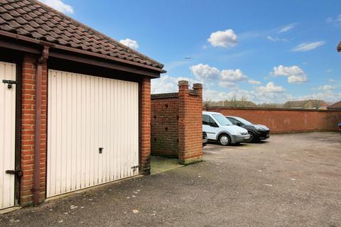 8 Emperors Gate, Stevenage, SG2 7QX