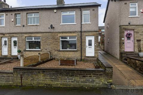 3 bedroom end of terrace house for sale, Dewhurst Road, Brighouse