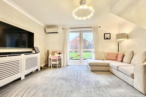 1 Cromwell Road, Little Dunmow, Dunmow, CM6 3GE