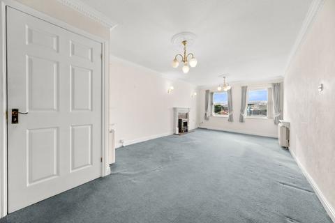 2 bedroom flat for sale, Holly Court, Wakefield WF1