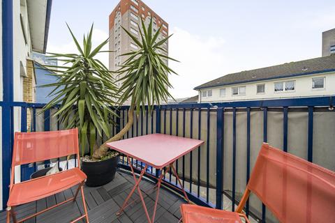 3 bedroom apartment for sale, Pilot Close,  Deptford, SE8