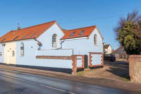 2 bedroom end of terrace house for sale, Claxtons Yard, Wells-next-the-Sea, NR23