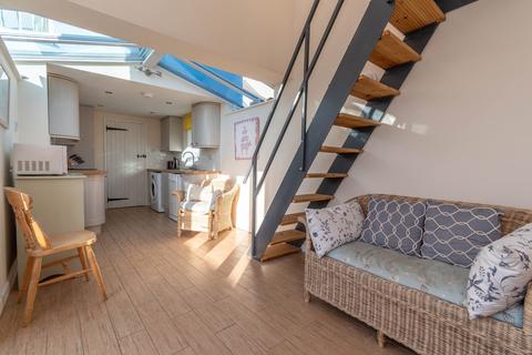 1 Claxtons Yard, Wells-next-the-sea, NR23 1DZ