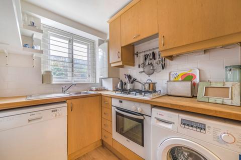 1 bedroom flat to rent, Kennington Lane, London, SE11