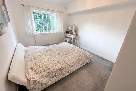 3 bedroom end of terrace house for sale, Tennal Road, Birmingham B32