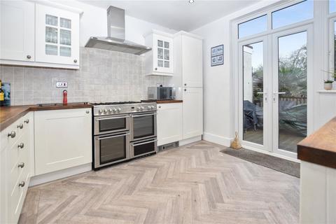 18 Bowford Avenue, Bexleyheath, DA7 4ST