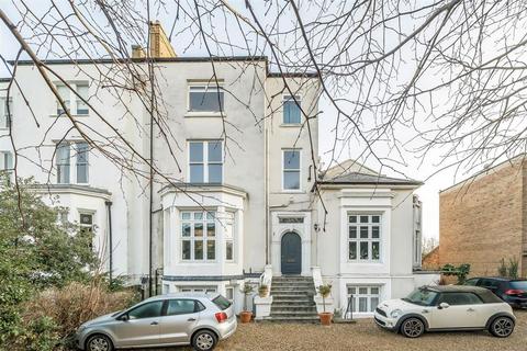 1 bedroom flat for sale, Park Hill, London SW4