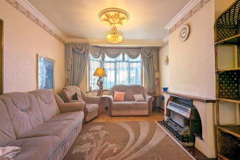 3 bedroom terraced house for sale, Leamington Close, Hounslow, TW3