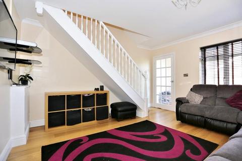 2 bedroom house for sale, Treetops Close, Abbey Wood, London, SE2