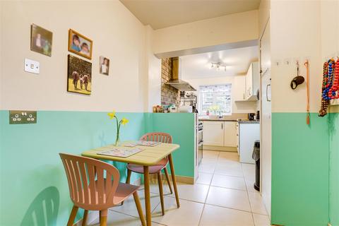 3 bedroom semi-detached house for sale, Chesterfield Avenue, Gedling NG4
