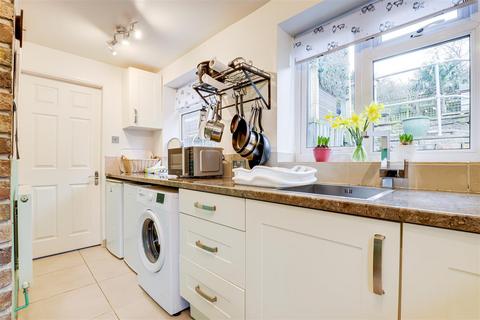 3 bedroom semi-detached house for sale, Chesterfield Avenue, Gedling NG4