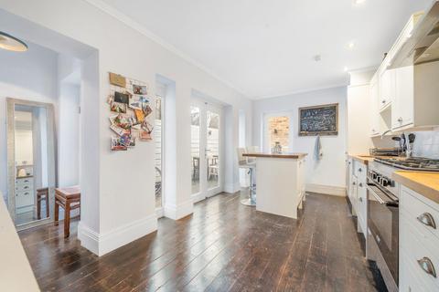 4 Jelf Road, London, SW2 1BH