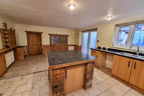 3 bedroom semi-detached house for sale, Poplar Hill, Stowmarket, IP14