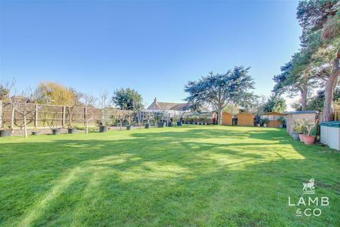 4 bedroom detached house for sale, Kings Road, Clacton-on-Sea CO15