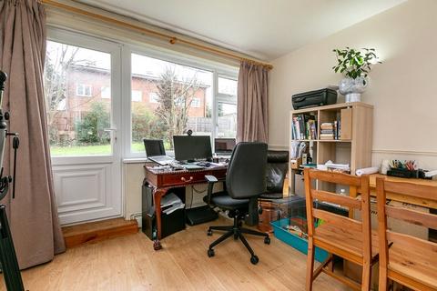 2 bedroom maisonette for sale, Wydeville Manor Road, LONDON, SE12