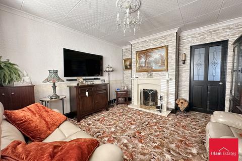 3 bedroom semi-detached house for sale, Ferryhill Road, Irlam, M44