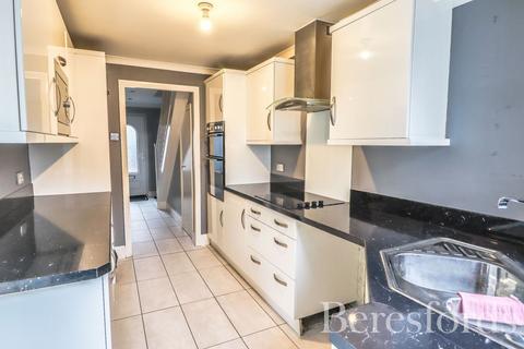 3 bedroom end of terrace house for sale, Beadle Close, Witham, CM8