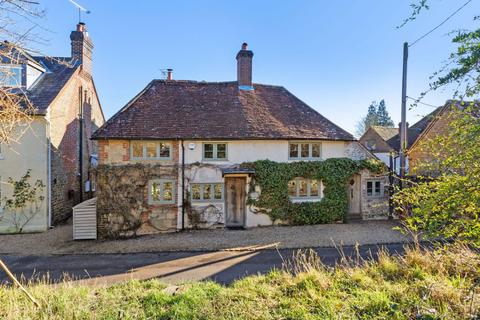 3 bedroom detached house for sale, The Street, Lodsworth, Petworth, West Sussex, GU28