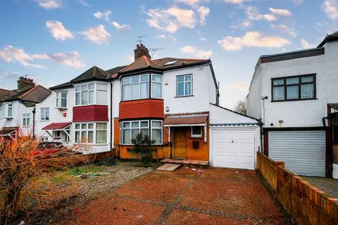 3 bedroom semi-detached house to rent, Hermon Hill, London