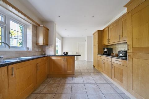 5 bedroom detached house for sale, St. Huberts Close, Gerrards Cross, Buckinghamshire