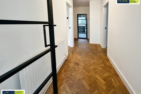 undefined, Westdale Avenue, Glen Parva, Leicester, Leicestershire