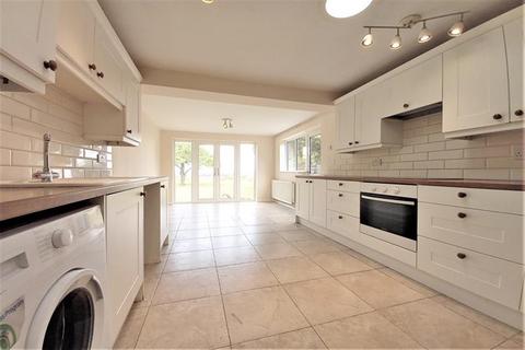 3 bedroom bungalow for sale, South Wonston