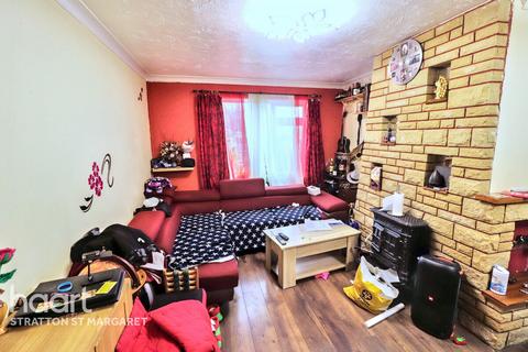 3 bedroom terraced house for sale, Chesford Close, Swindon