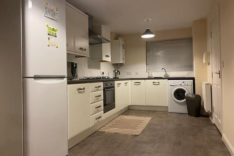 33 Flixton Road, Manchester, M13 9GU