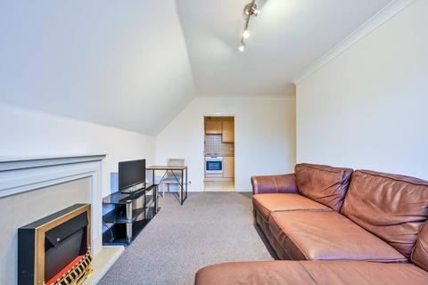 2 bedroom flat for sale, Goldsworth Road, Woking, GU21