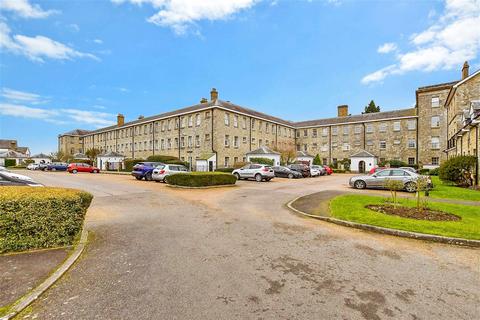 2 bedroom ground floor flat for sale, Tarragon Road, Maidstone, Kent
