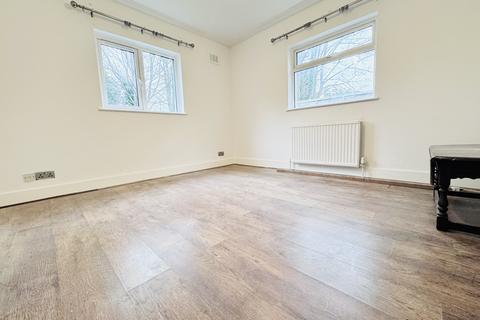 4 bedroom terraced house to rent, Beaconsfield Road, London N15