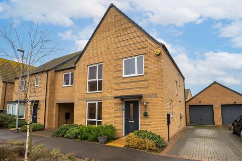 4 bedroom link detached house for sale, Mistle Thrush Drive, Northstowe, CB24