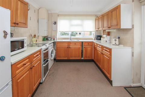 3 bedroom end of terrace house for sale, Lascelles Close, Pilgrims Hatch, Brentwood