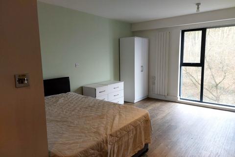 undefined, Cardinal Court, Oldham OL1