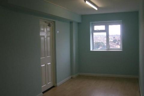 2 bedroom flat for sale, Longhill Avenue, Chatham ME5