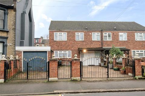 4 bedroom house for sale, Lyttelton Road, London