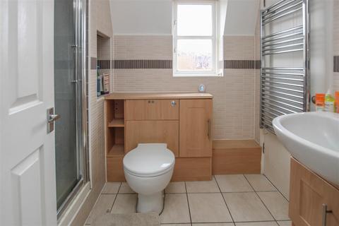 Flat 14, Sovereign Court Gresham Close, Brentwood, CM14 4FY
