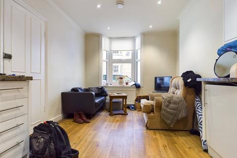 2 bedroom apartment to rent, Over Street, Brighton, East Sussex, BN1