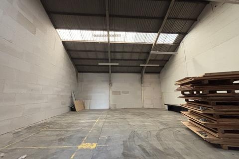 Industrial unit to rent, Unit 1a Glevum works, Upton Street, Gloucester, GL1 4LA