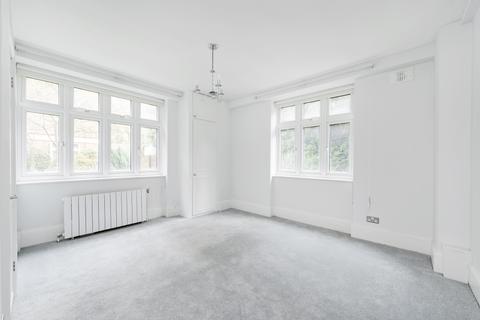 2 bedroom apartment to rent, Hall Road St Johns Wood NW8