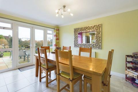7 Laburnum Grove, Burscough, Ormskirk, L40 0ST