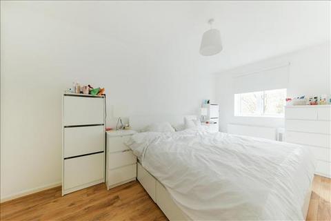 52 Gresham Way, London, SW19 8ED