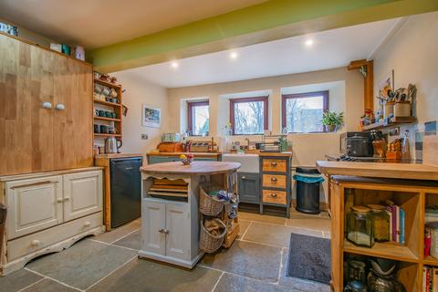 undefined, Todmorden, Todmorden OL14