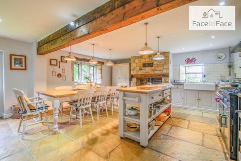 4 bedroom detached house for sale, Blackstone Edge Old Road, Littleborough OL15