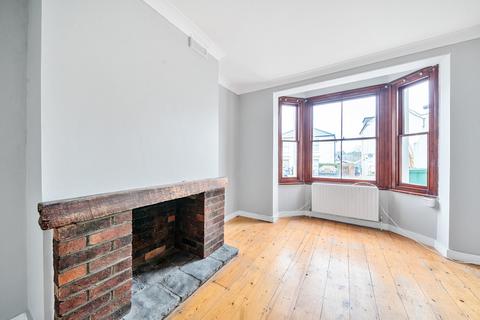 1 bedroom maisonette for sale, Grovehill Road, Surrey RH1