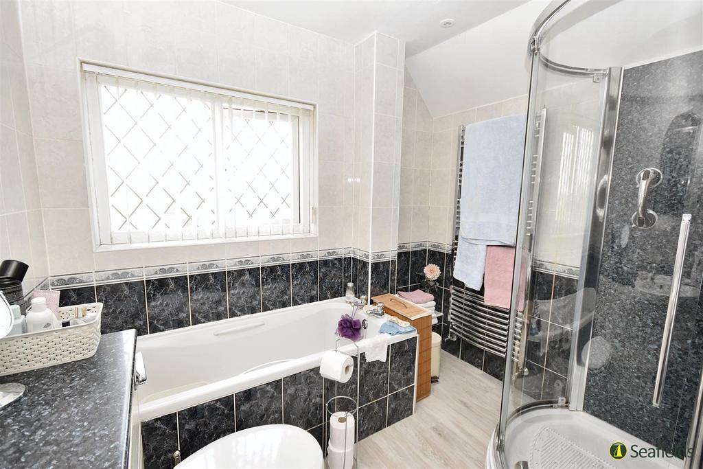 Bath Shower Room